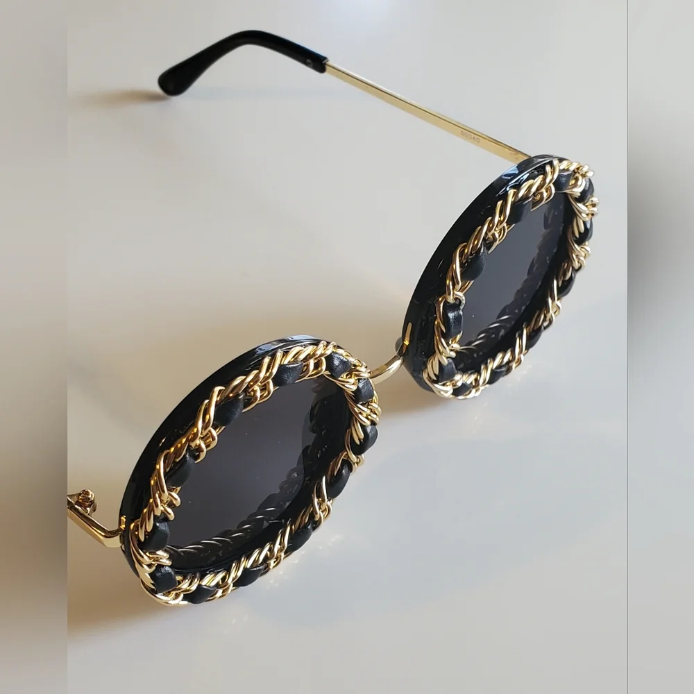 Round Chain Framed Sunglasses Black & Gold Boho Vintage Retro